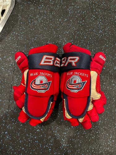 14” Bauer Pro Team gloves OBJ