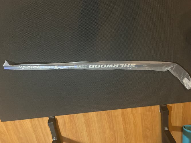New Senior Sher-Wood Right Handed P92 Code TMP 2 Hockey Stick
