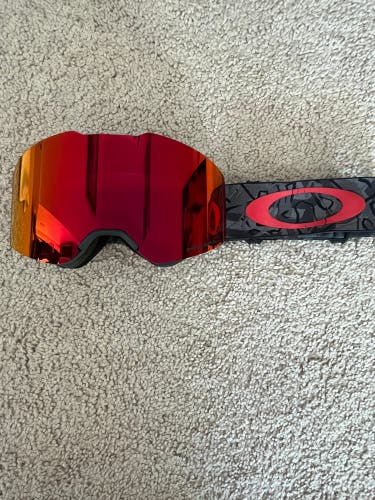 New Oakley Medium Fall Line Medium Ski Goggles