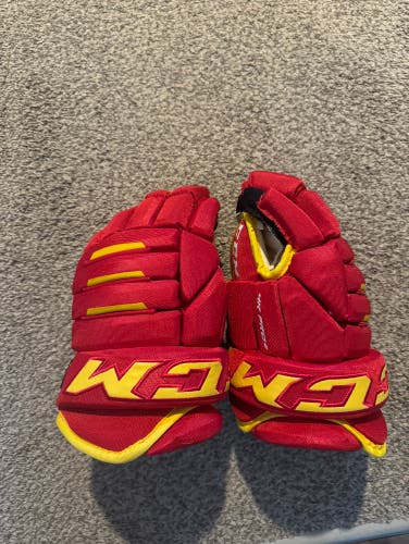 Used CCM 13" Pro Stock Tacks 4 roll pro 2 Gloves