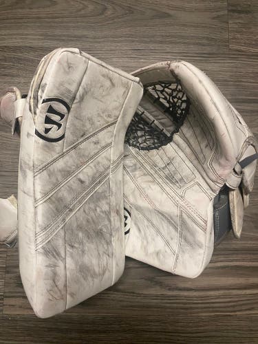Warrior G4 Goalie Gloves