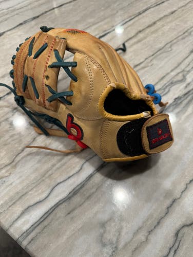 Used 2021 Infield 11" Baseball Glove