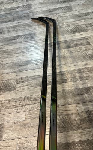 New! 2 PACK! 2 X 65 Flex Right Handed P28 FT Ghost Hockey Sticks
