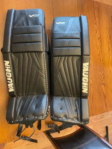 Used  Vaughn Velocity V9 Goalie Leg Pads
