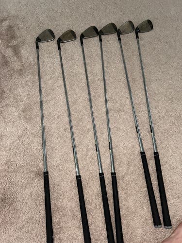 Taylormade M2 Golf 5-9 And Pitching Wedge irons