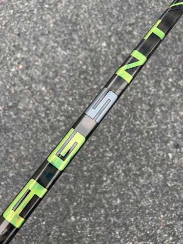 Used Senior Bauer Ag5nt Hockey Stick Right Handed P92