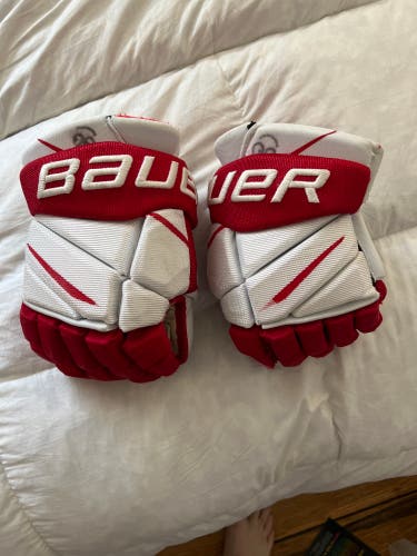 Used Bauer 13" Pro Stock Vapor 2X Pro Gloves