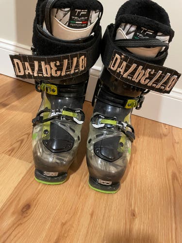Used Men's Dalbello All Mountain Boss Ski Boots Medium Flex