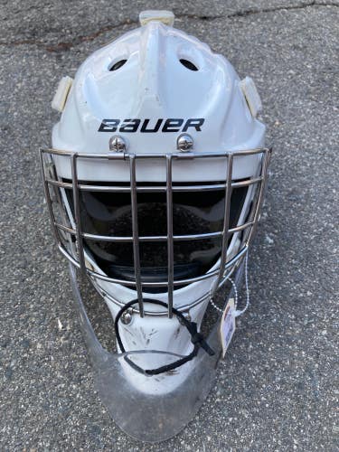 White Used Junior Bauer 940x Goalie Mask
