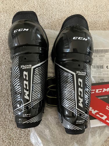 NEW Youth CCM shin Guards
