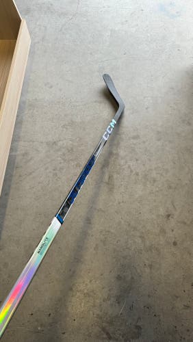 FT6 Pro 85 Flex P29 Left Hand Hockey Stick New Senior Jetspeed CCM (Carriere QMJHL)
