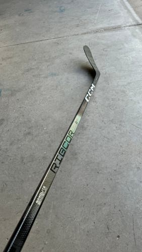 Used 70 Flex P29 Trigger 8 Pro CCM Left Hand Pro Stock RibCor Hockey Stick Senior