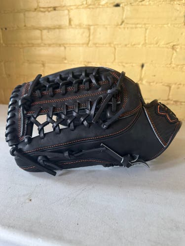 New UnderArmour Pro Stock 12.75” Outfielder’s Glove LHT