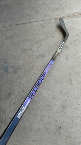 Used 70 Flex P29 Trigger 8 Pro CCM Left Hand Pro Stock RibCor Hockey Stick Senior