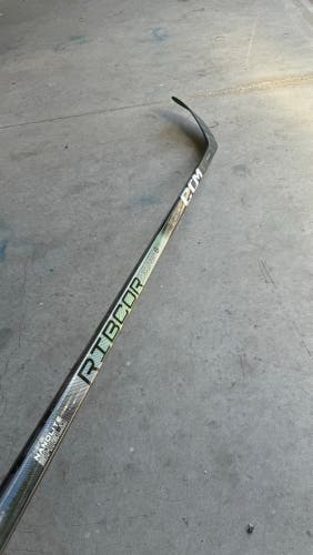 Used 80 Flex P28M Trigger 8 Pro CCM Right Hand Pro Stock RibCor Hockey Stick Senior