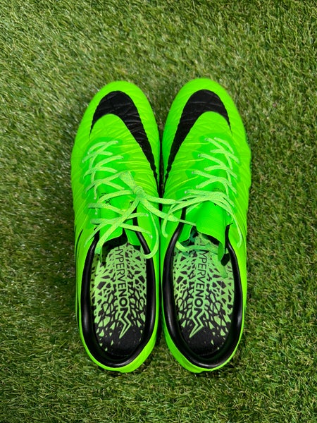 NIKE サッカースパイク ACC HYPERVENOM NIKE ナイキ ハイパーヴェノム ファントム AG ACC(パープル×蛍光