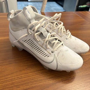 White Used Size 10 (Women's 11) Adult Men's Nike Mid Top Molded Cleats