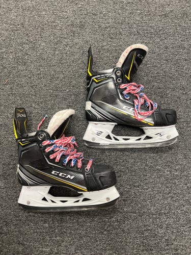 CCM Tacks 9090 size 5 Hockey Skates