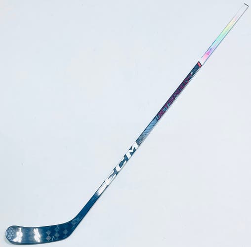 New CCM Jetspeed FT6 Pro Hockey Stick-RH-80 Flex-P90M (Gloss Finish)-Grip