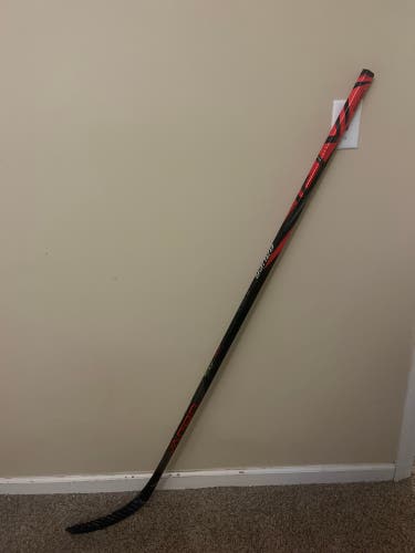 Used Intermediate Bauer Left Hand P88  Vapor FlyLite Hockey Stick