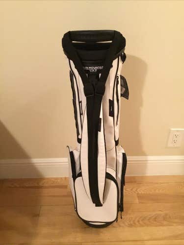 Sun Mountain (NEW) Metro Sunday/Carry Golf Bag with 4-way Dividers & Rain Cover