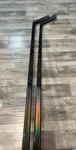 New! 2 PACK! 2 X 70 Flex Right Handed P28  FT Ghost Hockey Sticks