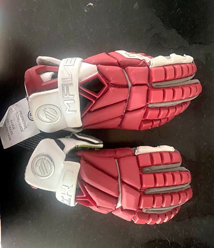 Maverick Max lacrosse gloves. Brand NEW with Tags.