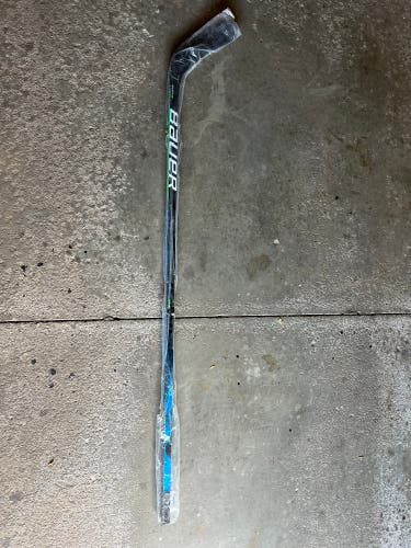 New Senior CCM Right Handed P92 Pro Stock Hockey Stick