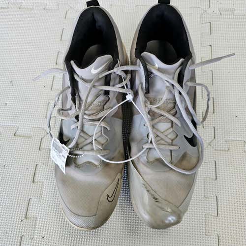 Used Nike Bb Metal Cleats Senior 11.5 Baseball And Softball Cleats