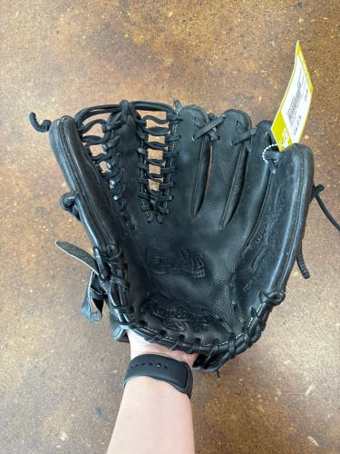 Used Right Hand Throw 12" Gold Glove Gamer Series Baseball Glove