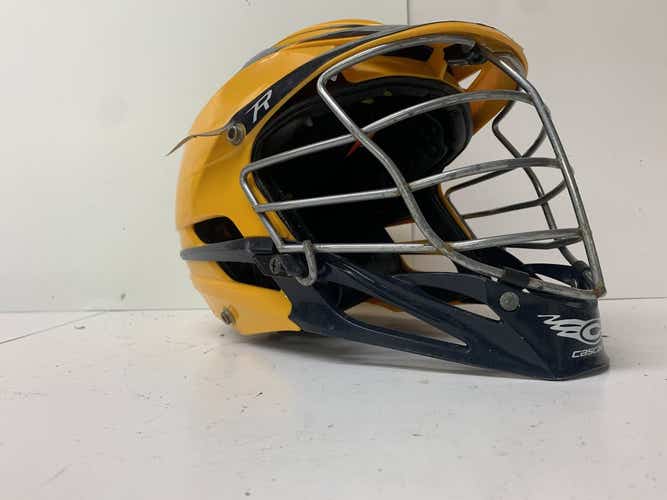 Used Cascade R Helmet One Size Lacrosse Helmets