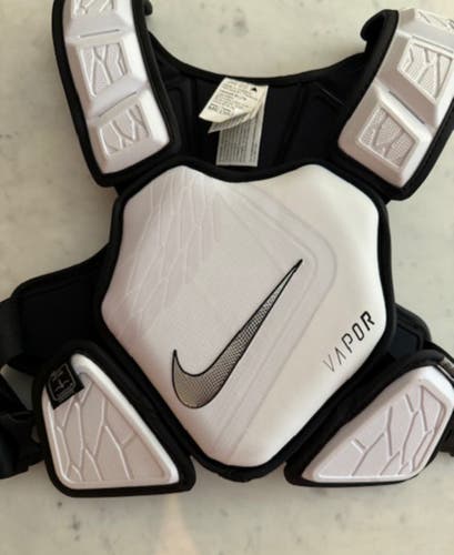 New Medium Nike Vapor Elite Shoulder Pads