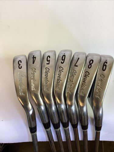 Cleveland Tour Action TA7 Iron Set 3-9 With Regular Steel Shafts