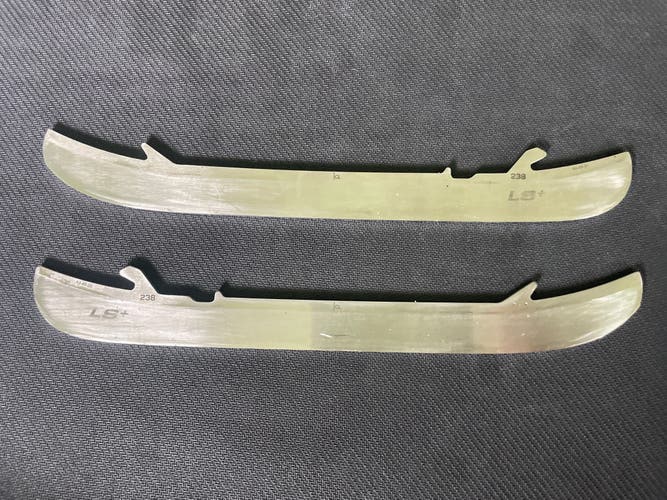 Bauer LS+ Replacement Steel, Size 238, Lightly Used
