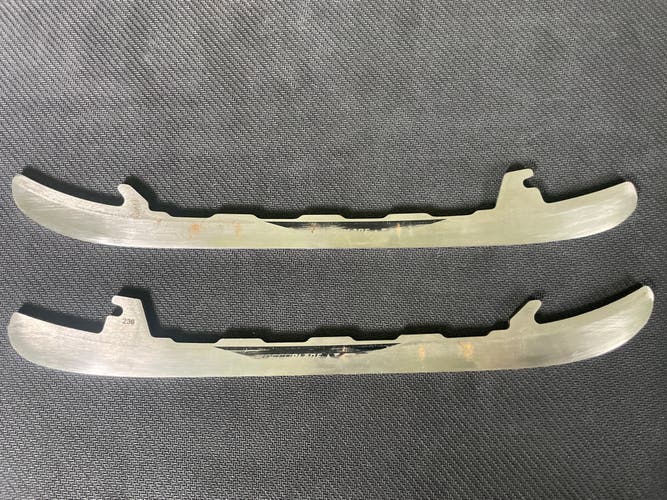 Used Replacement steel for CCM SB XS Size 238