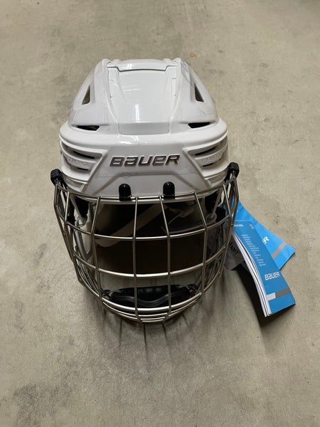 New Bauer Re-Akt 150 Helmet Combo