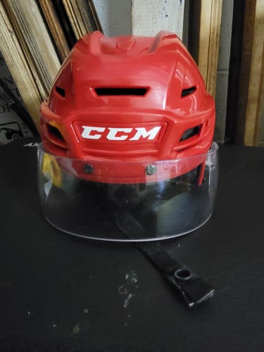 Lightly Used Large CCM Tacks 710 Helmet + CCM visor
