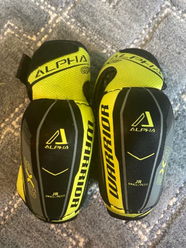 Warrior Alpha QX5 Junior Small Elbow Pads-New, Never Used