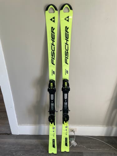 Barely Used 165cm Fischer SL Skis w/ Z20 Bindings