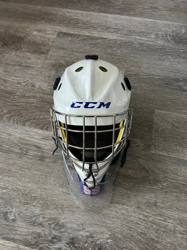 CCM Jr. goalie helmet