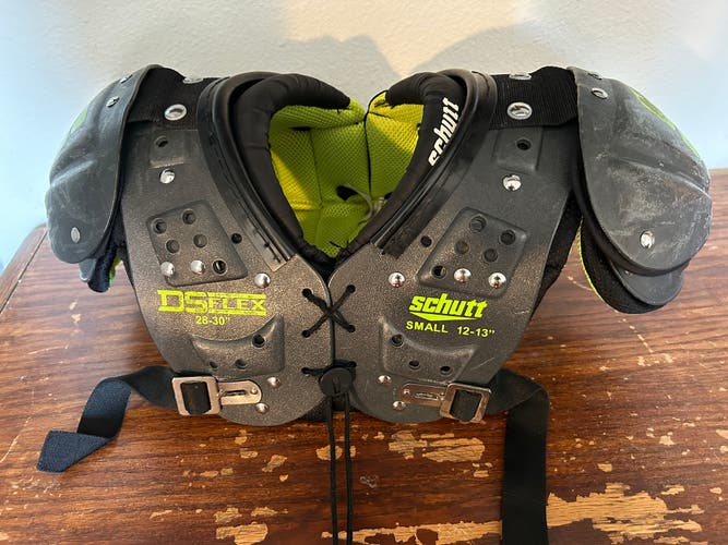Used Youth Schutt DS Flex Shoulder Pads