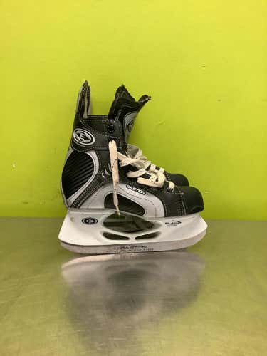 Used Easton Synergy C4 Junior 01 Ice Hockey Skates