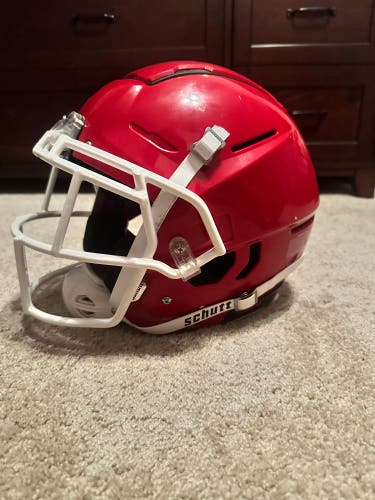 Red Large Schutt F7 Helmet Used