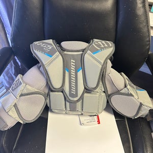 New Youth Warrior Pro Stock Ritual G5 Goalie Chest Protector SM/MED