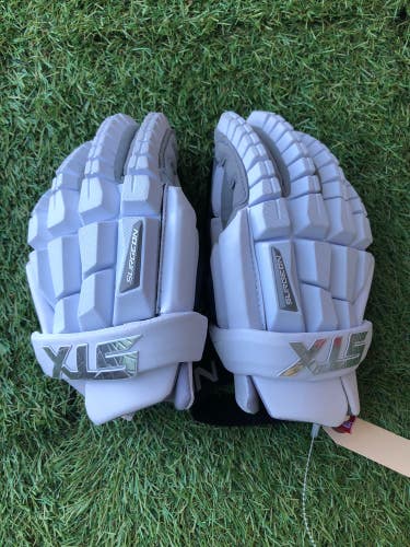 Used STX Surgeon RZR Lacrosse Goalie Gloves Medium