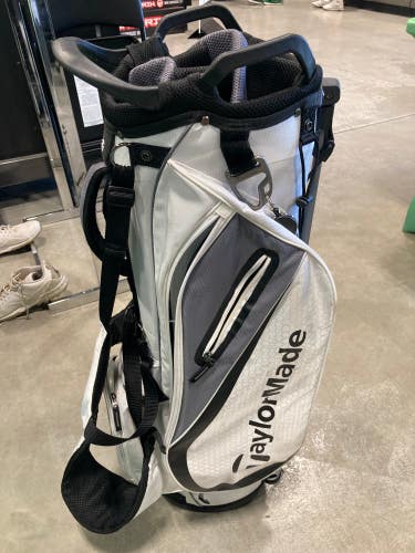 White Used Men's TaylorMade Stand Bag
