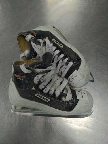 Used Bauer S3000 Junior 05.5 Ice Skates Goalie Skates