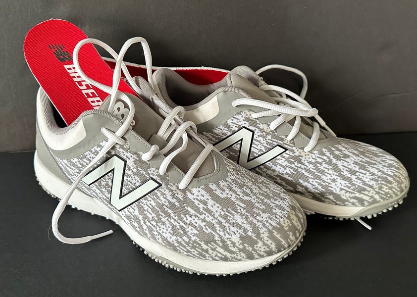 New NB TURF SHOES, M’s 8.5