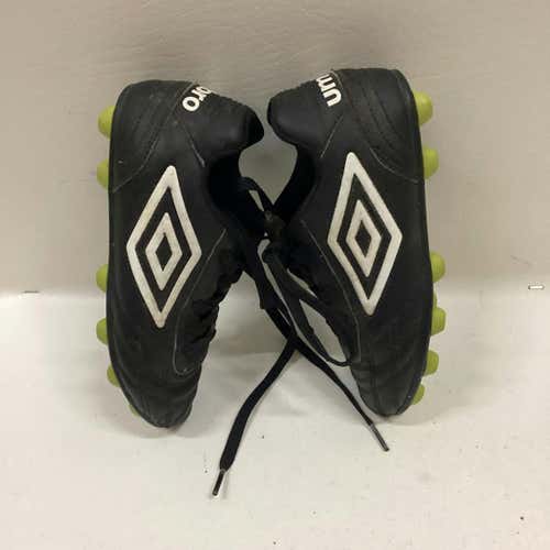 Used Umbro Junior 01 Cleat Soccer Outdoor Cleats