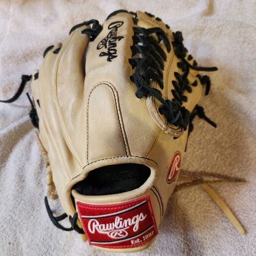 Rawlings Right Hand Throw Gold Glove Elite Baseball Glove 11.75" NICELY MADE GLOVE